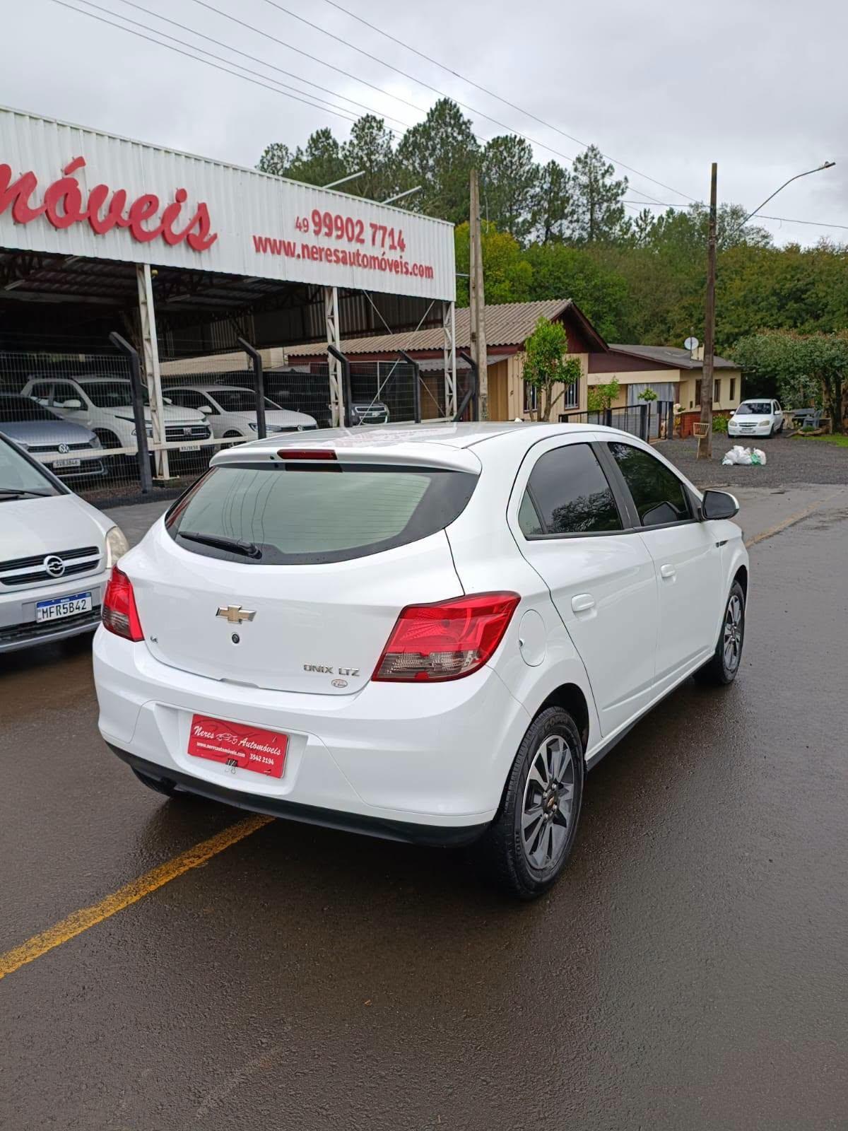 Foto 7 de Chevrolet Onix