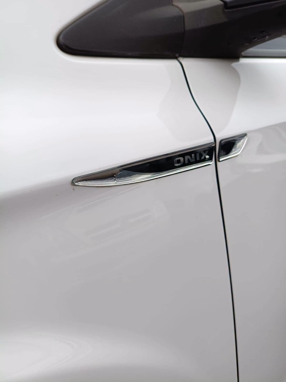 Foto 11 de Chevrolet Onix